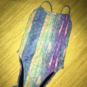 JOLYN 28 tie back onesie RARE PRINT